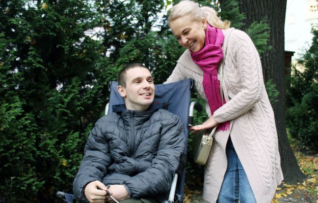  Alicja Sinicka dziękuje Bogu za dar życia swojego niepełnosprawnego syna Marcina