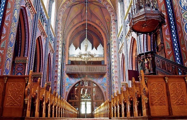 Organy w bazylice Najświętszej Maryi Panny Anielskiej w Dąbrowie Górniczej