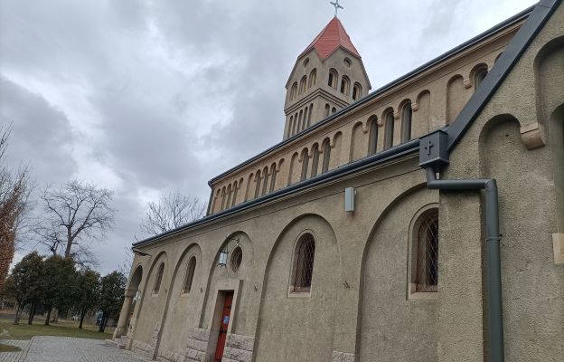 kościół pw. NMP Wspomożycielki Wiernych we Wrocławiu (Księże Małe)