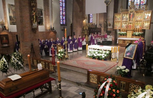 Pogrzeb abp Wojciecha Ziemby