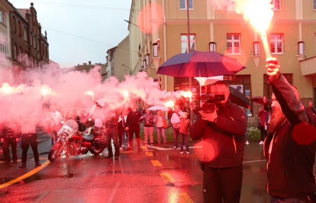 Biało-czerwone race na ulicach Wałbrzycha