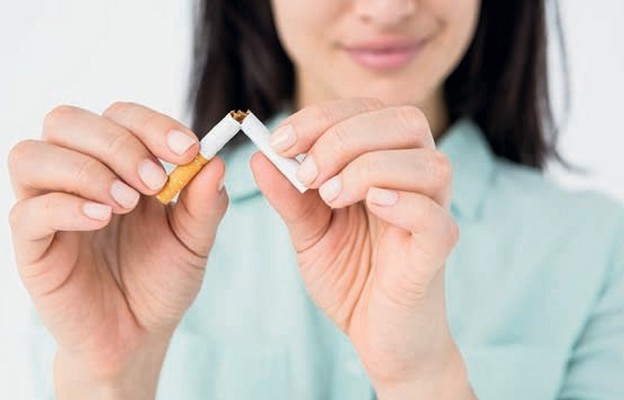 Jak się pozbyć zapachu papierosów?
