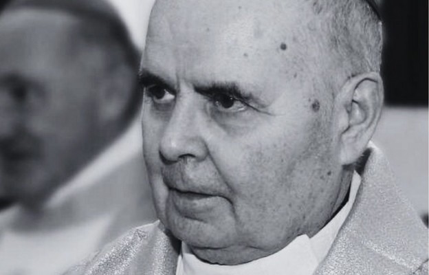 Bp Marian Duś