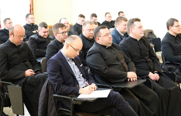 Dzisiaj kapłani potrzebują świętości życia, ogromnej pokory i posłuszeństwa/ ks. Mirosław Benedyk