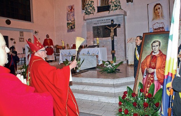 Poświęcenie obrazu bł. ks. Popiełuszki