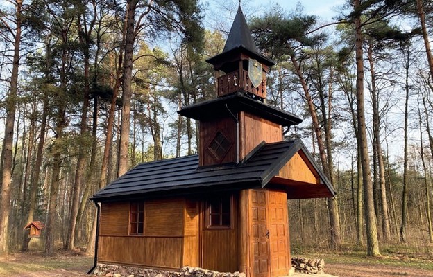 Kapliczka w miejscu objawień Matki Bożej Osuchowskiej