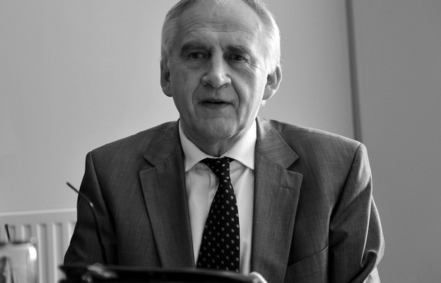 Prof. Marian Zembala