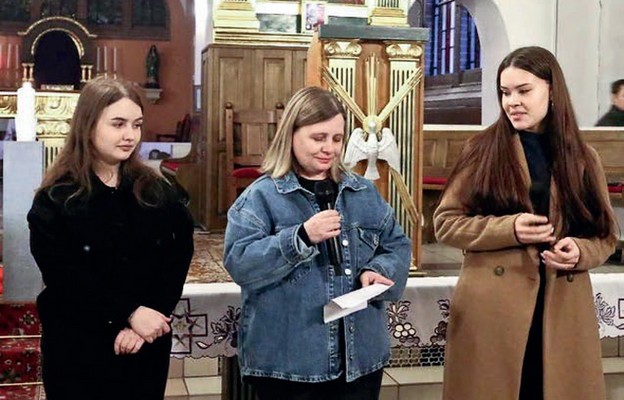 Od lewej: Rosa, p. Margarita i Kasia – opowiadają o doświadczeniach wojny na Ukrainie