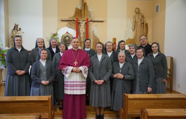 Siostry salezjanki od wielu lat w lokalnym środowisku wychowują dzieci i młodzież 