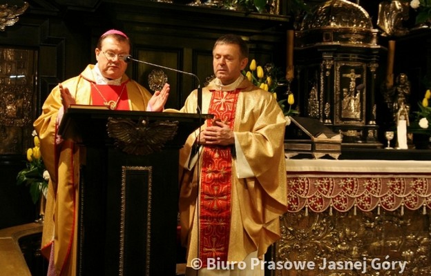 Abp. Paolo Pezzi na Jasnej Górze w 2010 r.