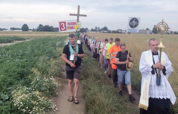 Piotrkowscy pielgrzymi w drodze na Jasną Górę
