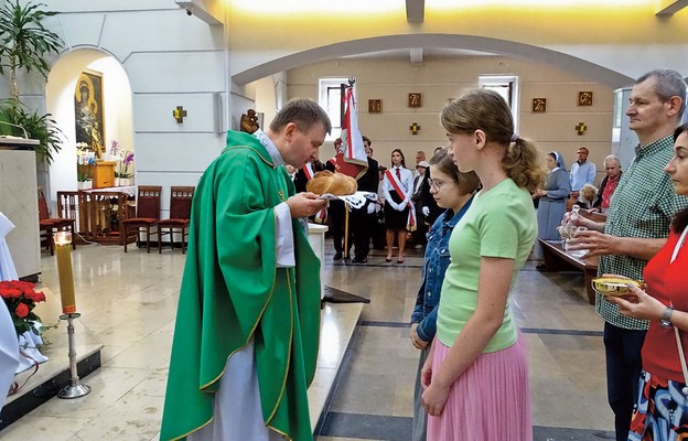 Jubileusz naszej parafii mówi o pięknym wydarzeniu – nie tylko ludzkim, ale przede wszystkim Bożym – przypomniał ks. dr Grzegorz Ostrowski