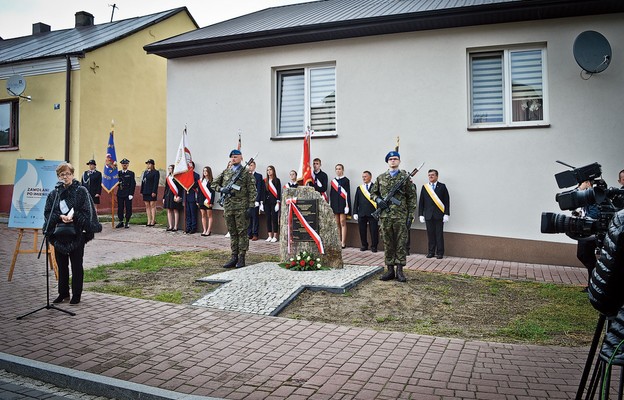 Maria i Wacław Stradomscy, Sprawiedliwi z Chmielnika, upamiętnieni