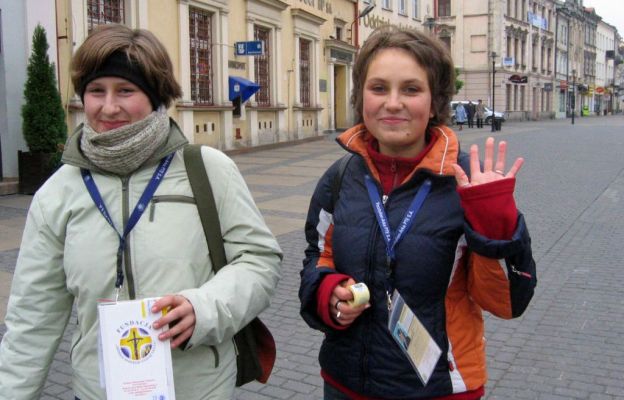 Katarzyna Jaromin (z lewej) dzięki stypendium mogła rozpocząć karierę naukową. 