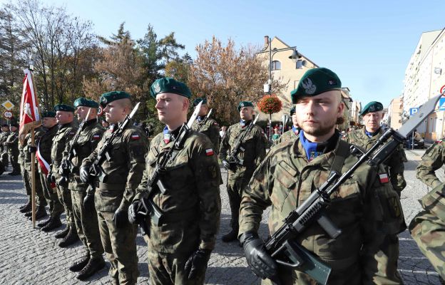 Kompanię Honorową pełnili żołnierze Garnizonu Wrocław