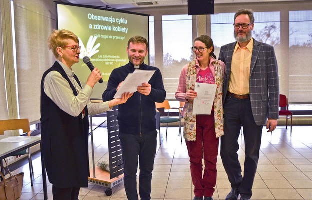 Wręczenie misji kanonicznych doradcom oraz absolwentom Diecezjalnego Studium Życia Rodzinnego