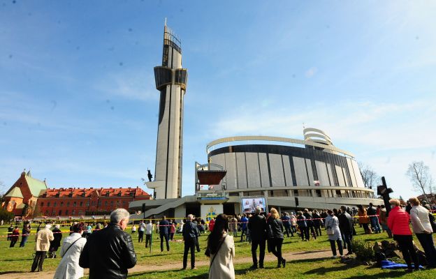 Sanktuarium zaprasza do wspólnego świętowania i korzystania z łask, które Pan Jezus związał z tym dniem!