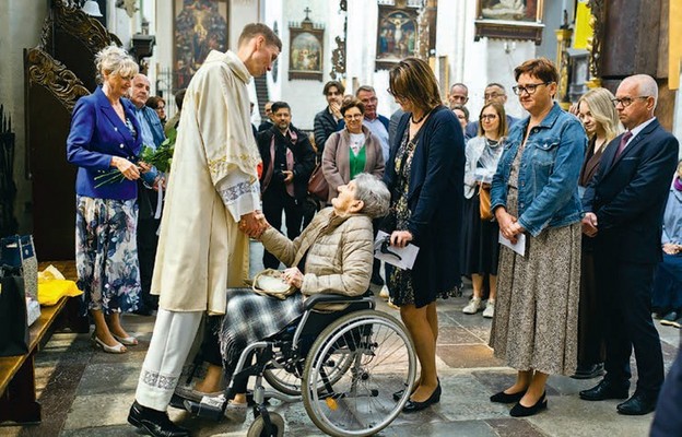 Posługi miłosierdzia uczymy się w rodzinnym domu