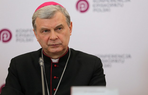 Bp Bronakowski w Kaliszu: sierpniowa inicjatywa to wspaniała szkoła trzeźwości