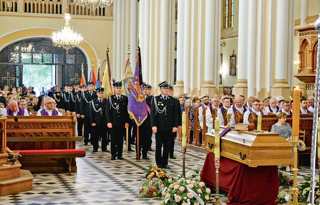 Niech spoczywa w pokoju