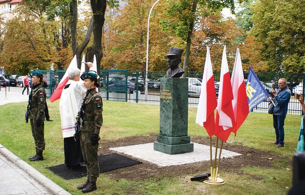 Bohater dwóch narodów