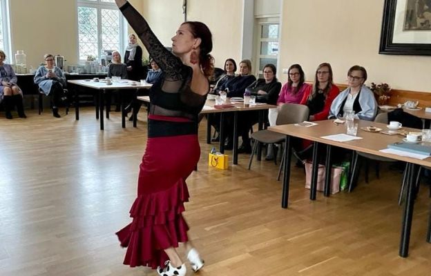 Podczas pierwszego spotkania dla kobiet odbyły się m.in. warsztaty flamenco.