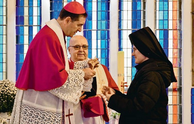 Podczas wizytacji wprowadzono relikwie bł. Ignacego Kłopotowskiego