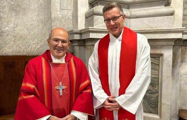 Ks. piotr Bajer (po prawej) referentem watykańskiej Dykasterii Kultury i Edukacji w sprawach duszpasterstwa akademickiego