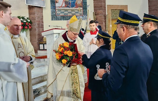 Kolejarze włączyli się w przygotowanie Liturgii