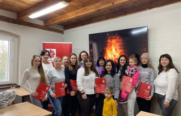 Uczestnicy odebrali zaświadczenia o ukończeniu kursu