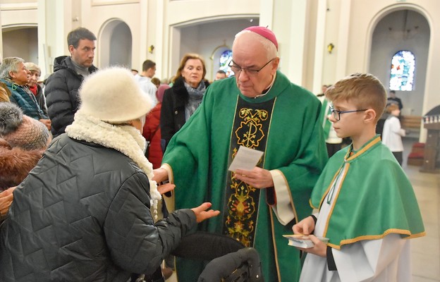 Jezus przychodzi do nas przez sakramenty