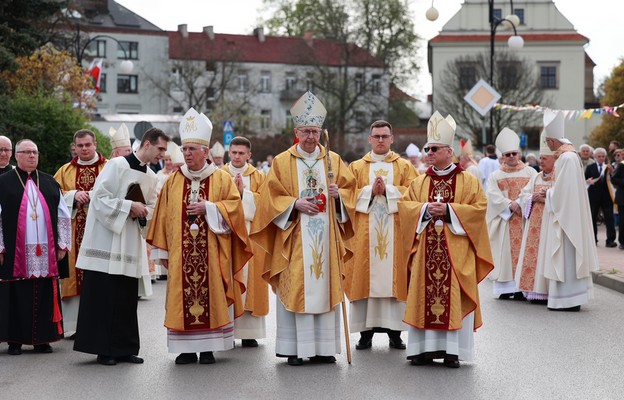 Inauguracja nawiedzenia Obrazu Jasnogórskiego w archidiecezji częstochowskiej, Wieluń 6.04.2024