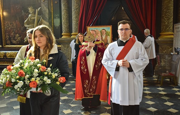 Bł. rodzina Ulmów nawiedziła bazylikę katedralną