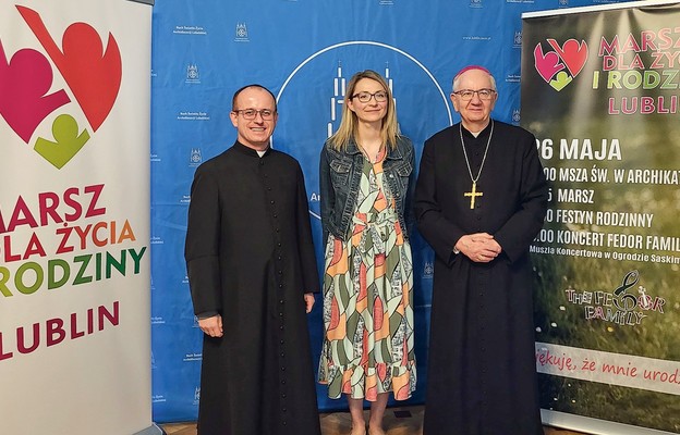 Na marsz zapraszają ks. Jerzy Krawczyk, Marika Mierzejewska i abp Stanisław Budzik