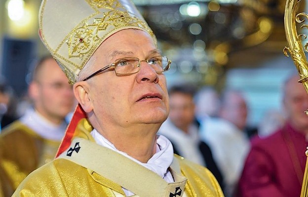 Abp Józef Michalik metropolita przemyski w latach 1993 – 2016