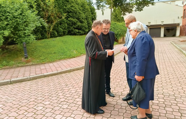 Abp Mokrzycki w rozmowie z czytelnikami nowej opowieści o Janie Pawle II