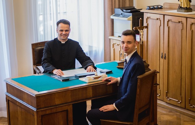 Rekrutacja do seminarium to nie tylko kwestia formalności – mówi ks. Powęska
