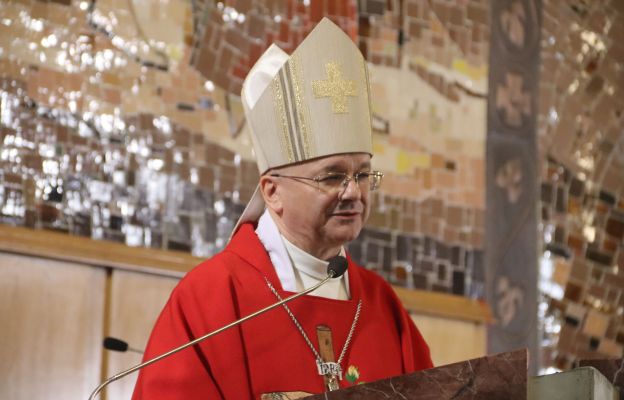 Bp Tadeusz Lityński przewodniczył Mszy świętej z okazji 30-lecia KSM diecezji zielonogórsko-gorzowskiej
