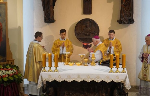 Uroczysta Eucharystia na zakończenie