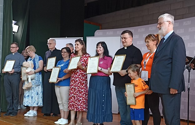 Przedstawiciele finalistów IV edycji konkursu „Aktywna Parafia”