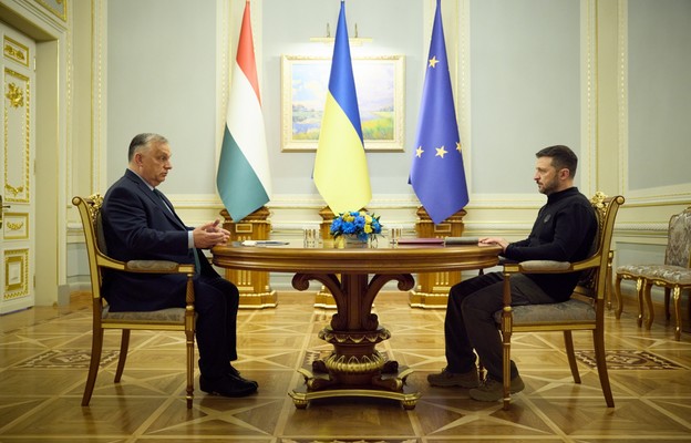 Premier Węgier Wiktor Orban w Kijowie podczas spotkania z prezydentem Ukrainy Wołodymyrem Zełeńskim