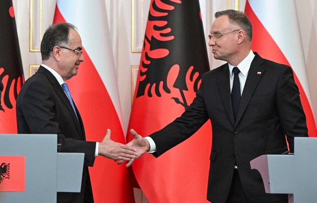 Prezydenci Polski i Albanii o rozszerzeniu UE, szczycie NATO i relacjach dwustronnych