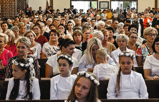 Rodziny, które podchodzą do życia
z fundamentem wiary, radzą sobie lepiej