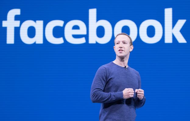 Zuckerberg przyznaje: administracja Bidena naciskała w sprawie cenzury w sieci