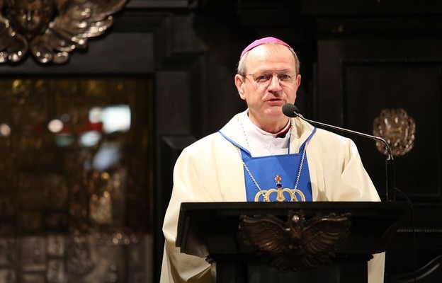 Abp Tadeusz Wojda