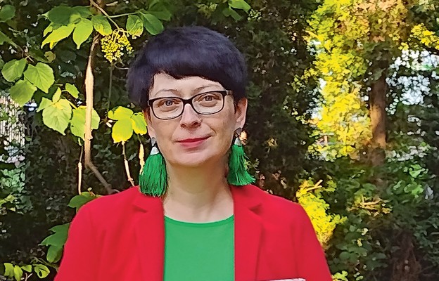 Dr hab. Aneta Rayzacher-Majewska