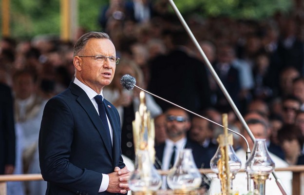 Boże Narodzenie,wigilia,Prezydent Andrzej Duda,wolne od pracy,Niedziela,tygodnik katolicki Czy prezydent podpisałby ustawę o Wigilii wolnej od pracy?