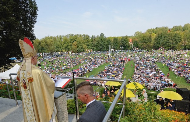 Uroczystości w Wąwolnicy zgromadziły tysiące pielgrzymów