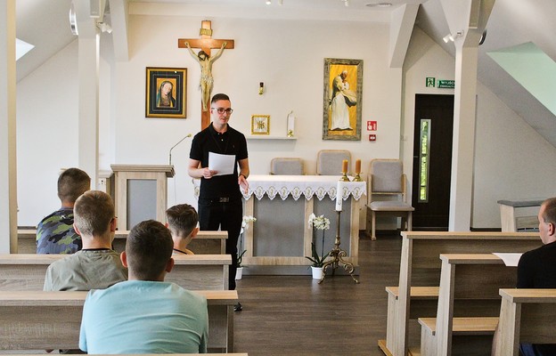 Kleryk Michał Wieruszewski pochodzi z parafii św. Jadwigi Śląskiej w Zielonej Górze