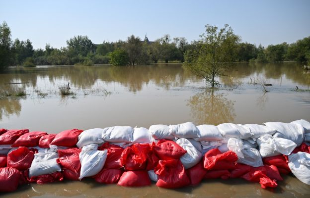 PiS proponuje pokrycie do 100 proc. strat wyrządzonych przez powódź